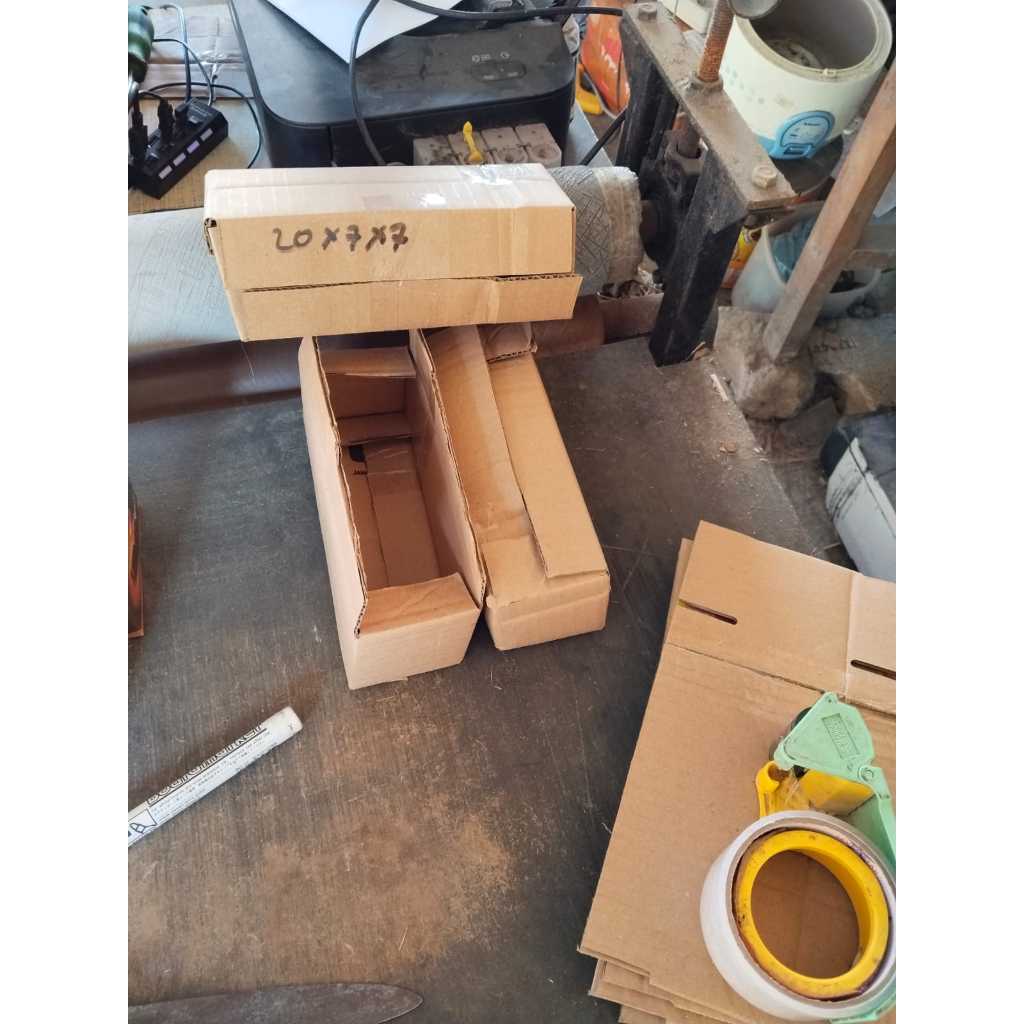 kardus box packing 20x7x7