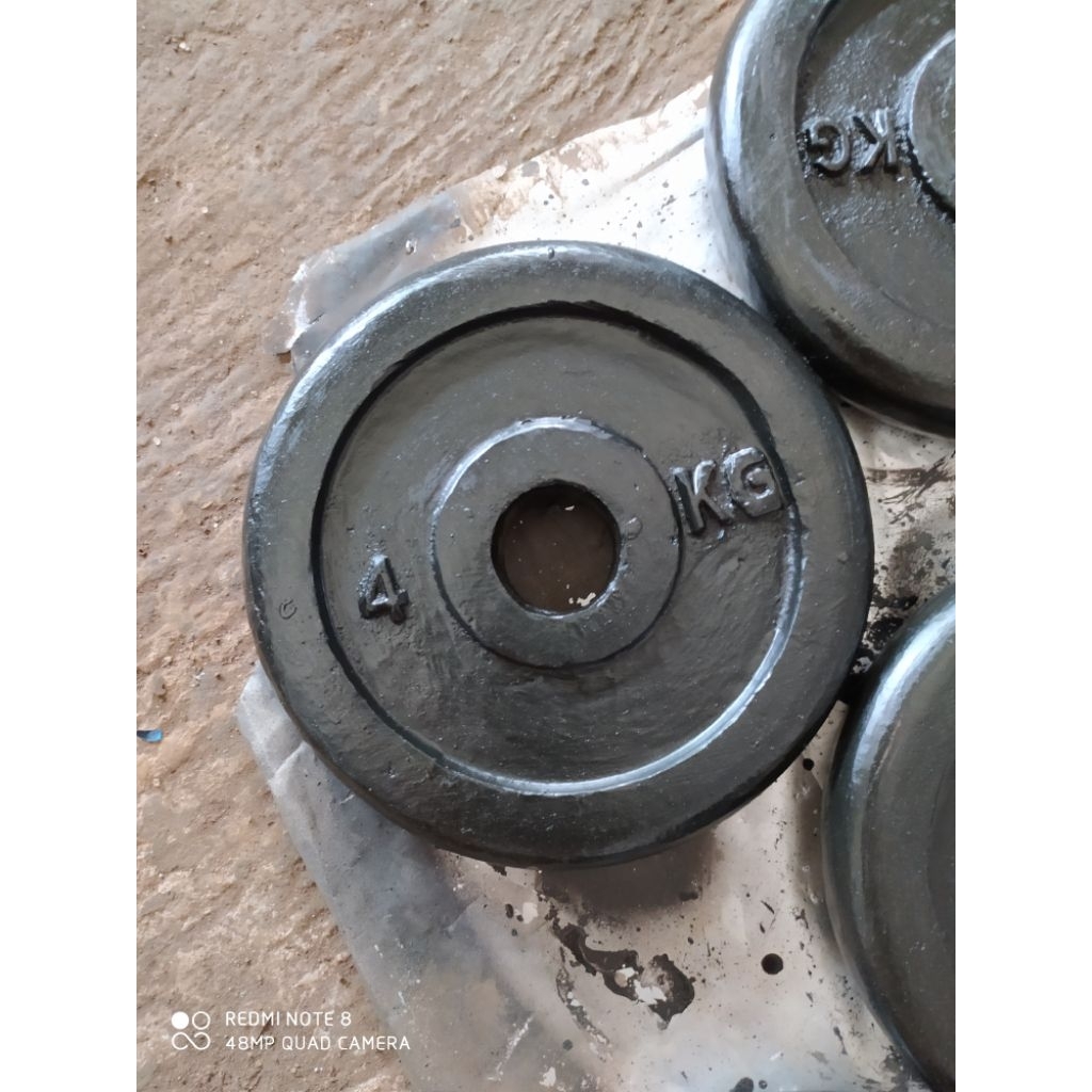 Plat Barbel 4 kg Besi Cor - Lubang 3cm - Piringan Dumbbell