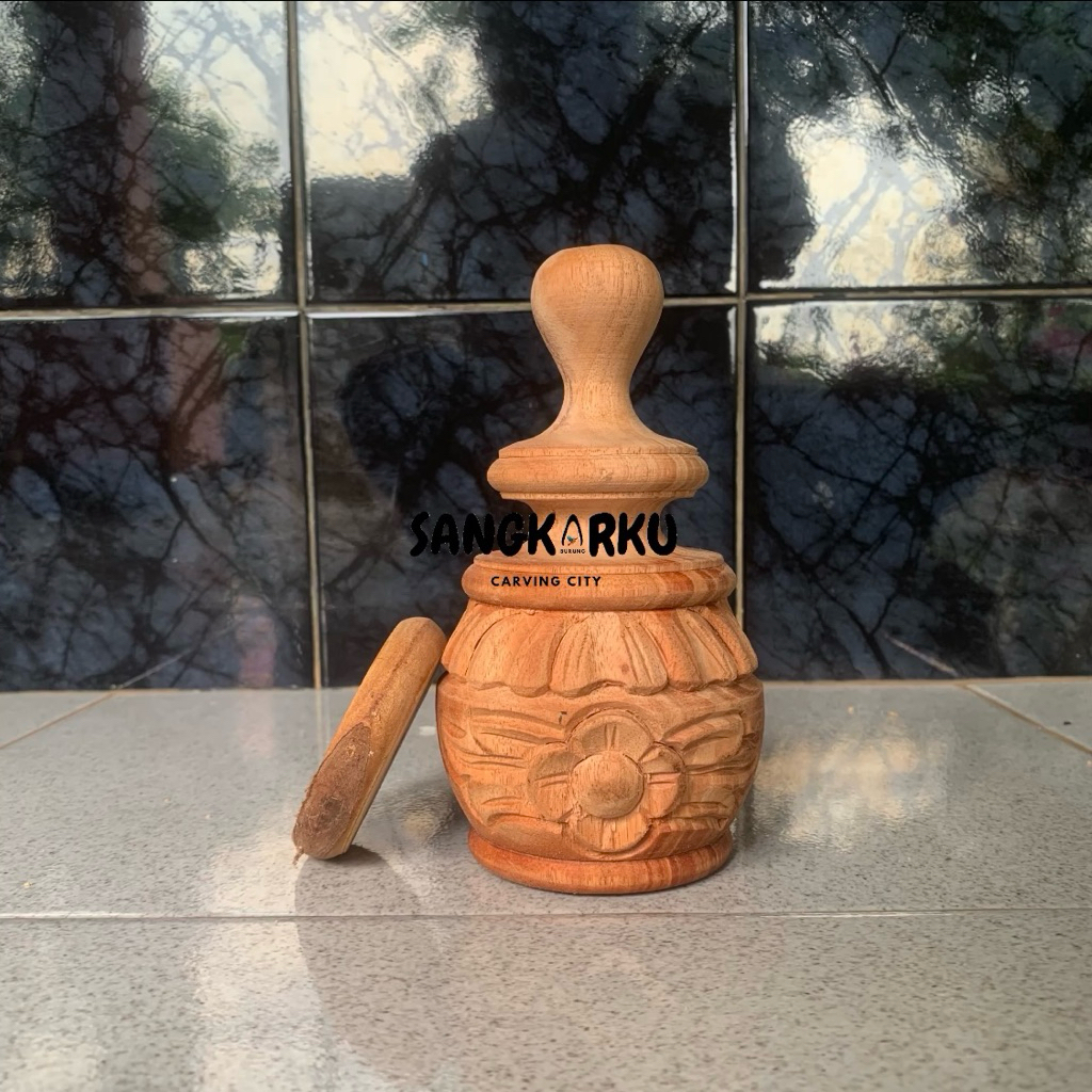 PION TEBOK SANGKAR UKIR
