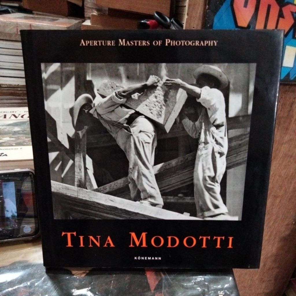 Tina modotti aperture masters of photography