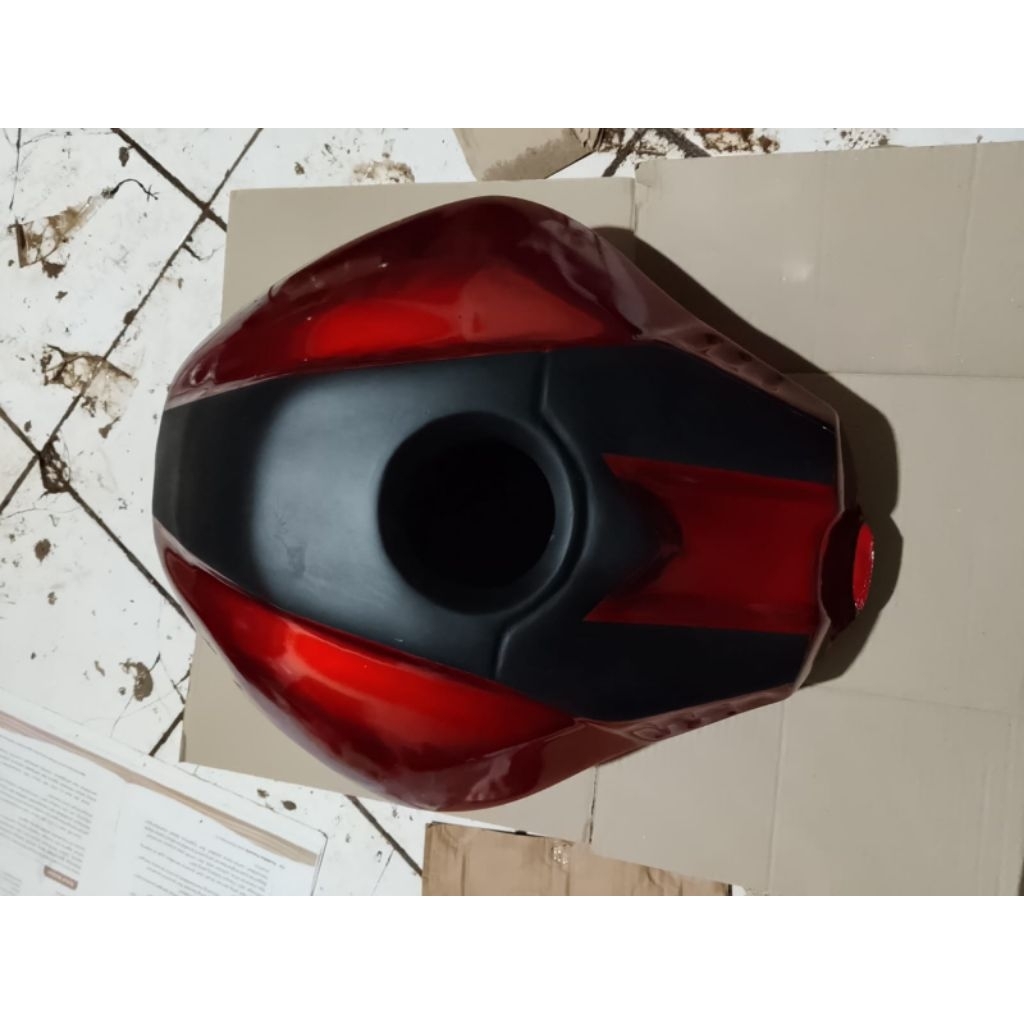 kondom tangki Vixion old model R1