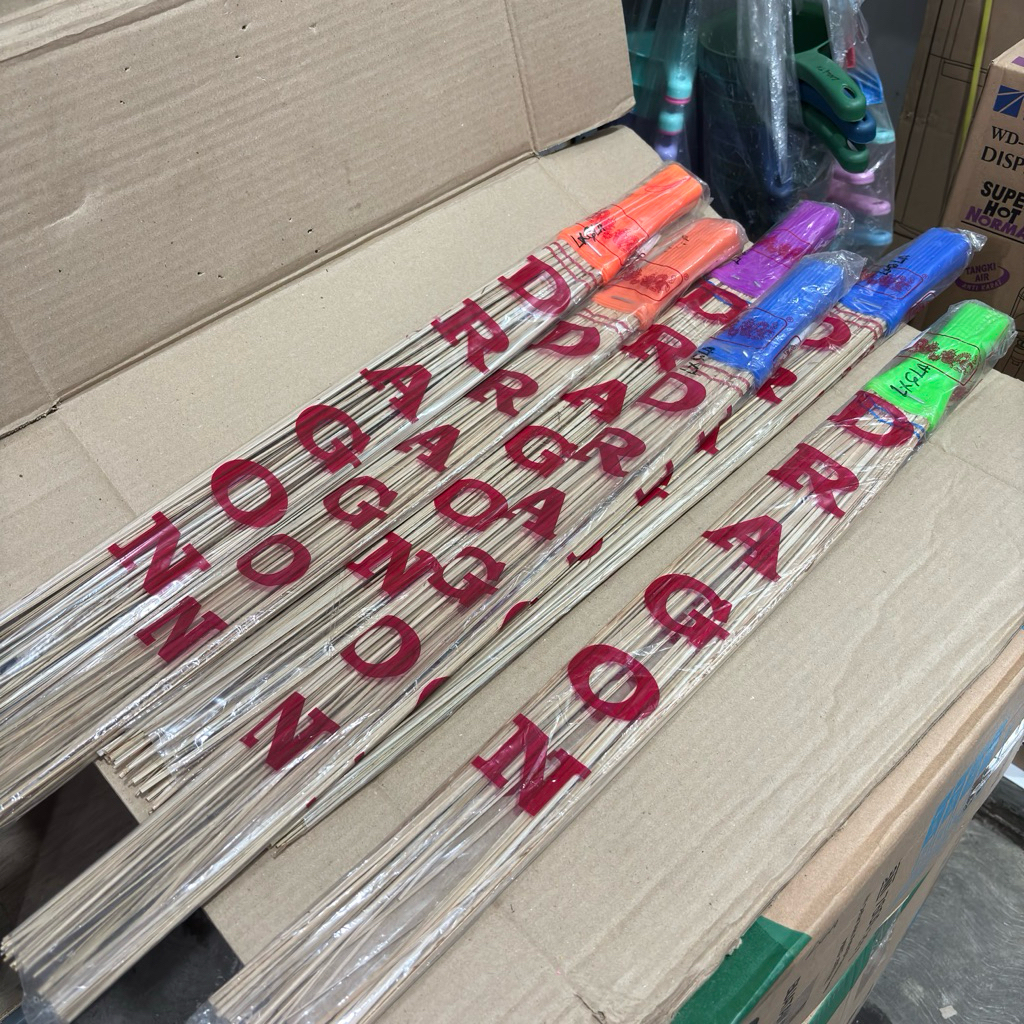 Sapu Kasur Dragon Sapu Lidi kasur Tebal