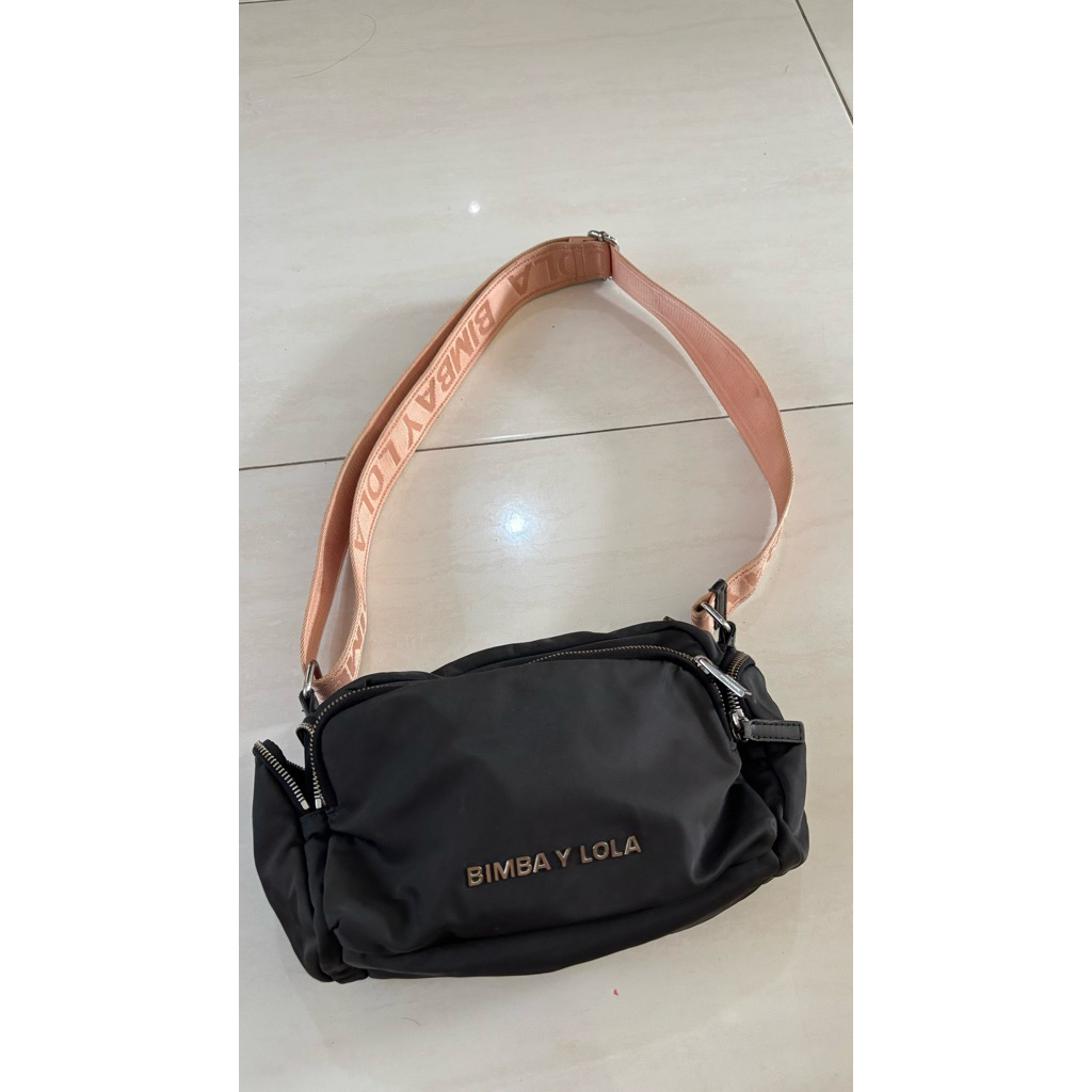 preloved bimba y lola sling bag