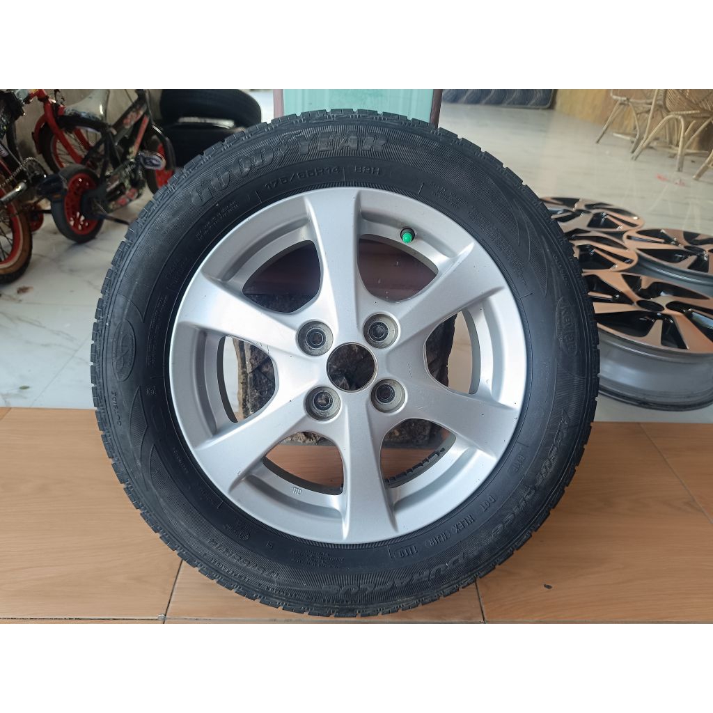 VELG OEM/ORIGINAL AGYA/AYLA RING 14 HOLE 4X100 BAN 175 65