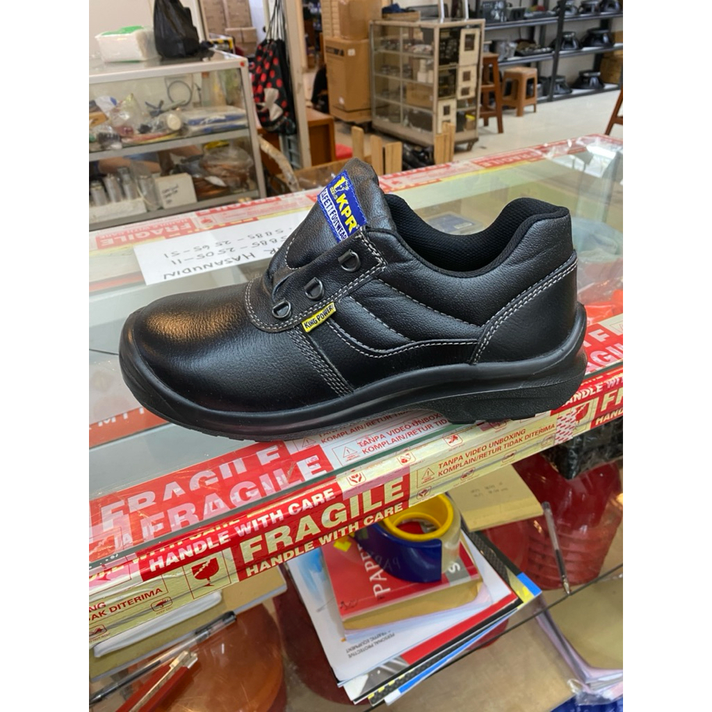 SEPATU SAFETY KING’S POWER L-026X / 200X / SEPATU SAFETY KING’S POWER BERKUALITAS