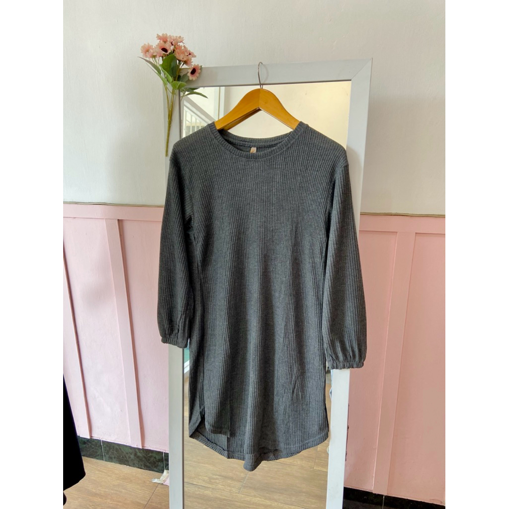 TUNIK LAURA KARET/TUNIK KNIT UNIQLO/TUNIK HIJAB