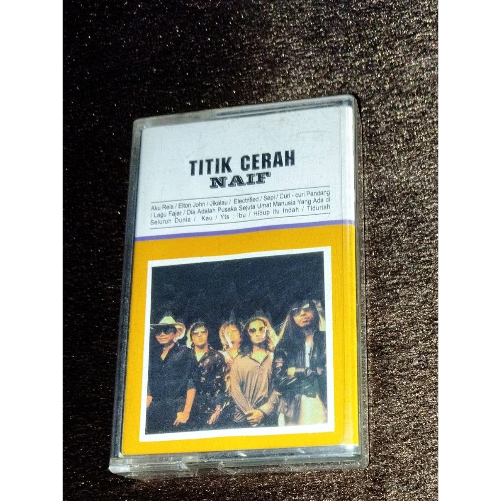 kaset pita Naif ( titik cerah )