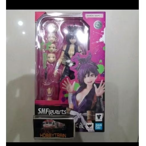 SHF YUZURIHA FIGURE