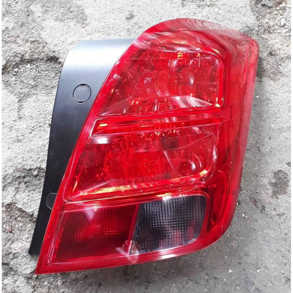 STOPLAMP LAMPU BELAKANG CHEVROLET TRAX ORIGINAL