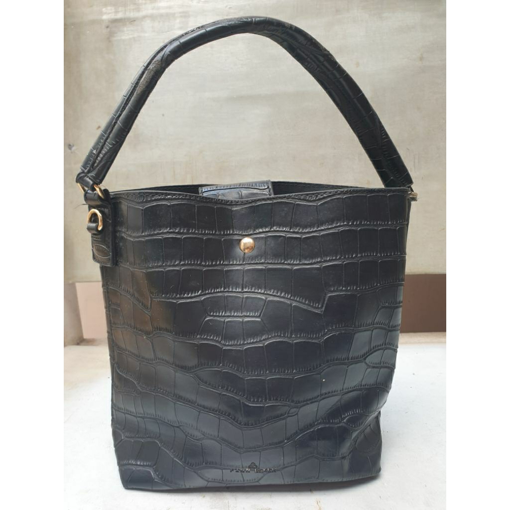 EMBER BAG SECOND BRAND FINN ESKER