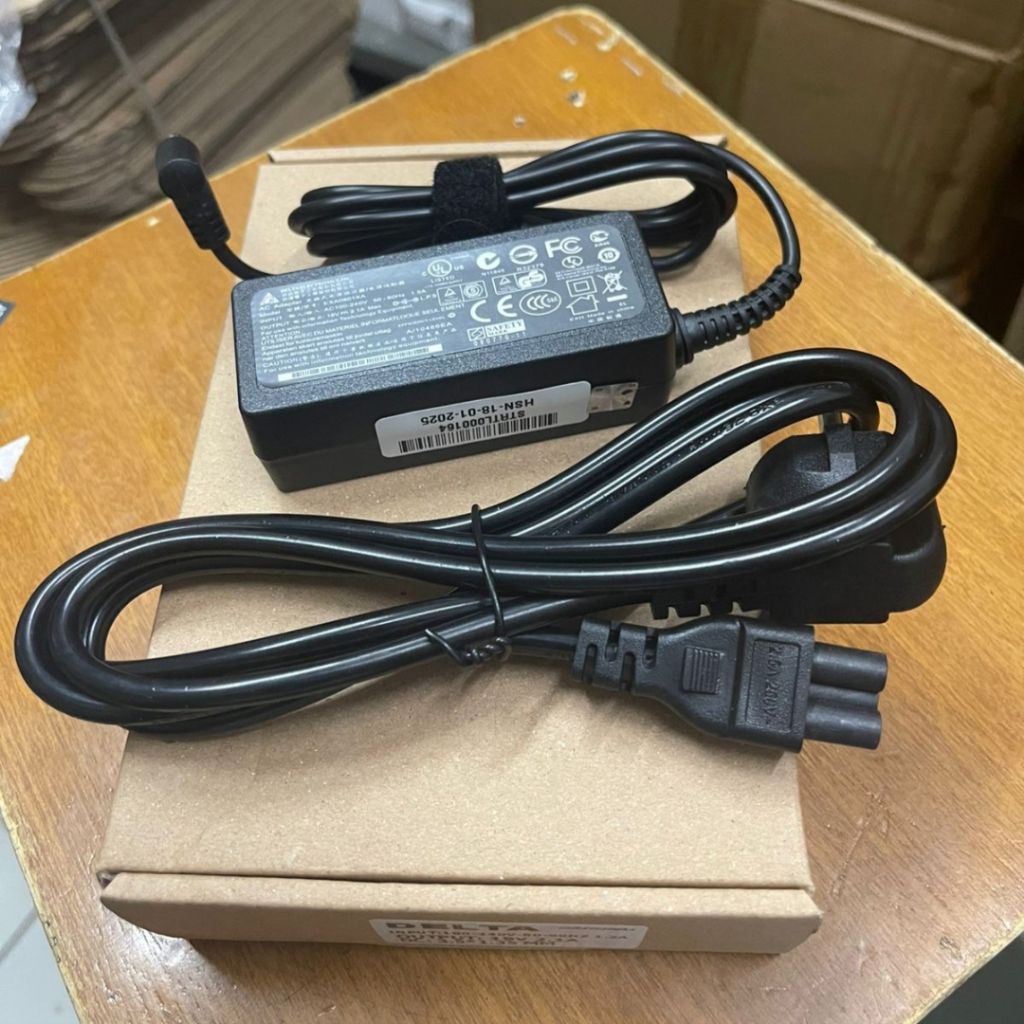 Adaptor Charger Laptop Zyrex Blaze i5 Intel Core i5-12450H 19V 2.1A Garansi 3 Bulan