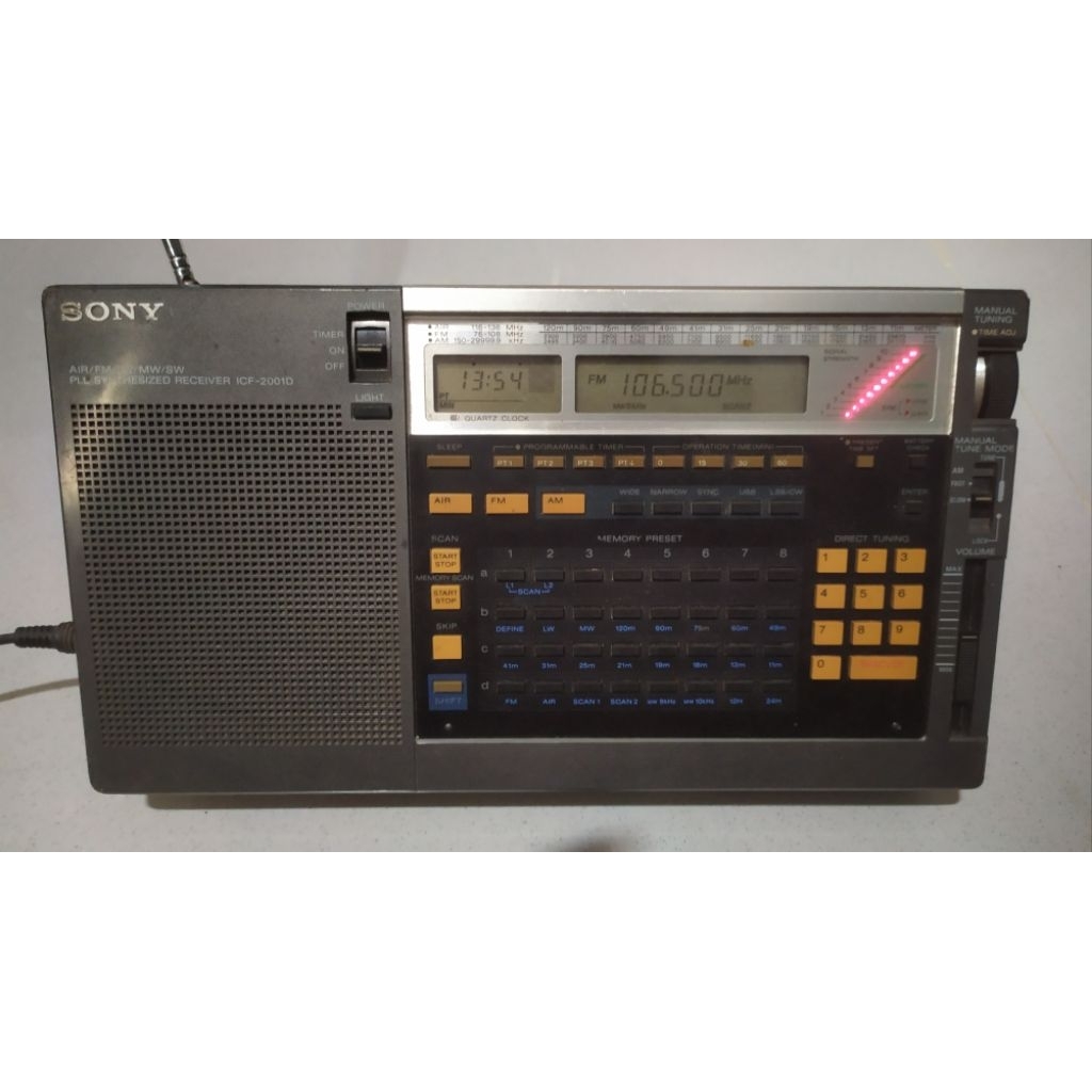 RADIO SONY ICF-2001D