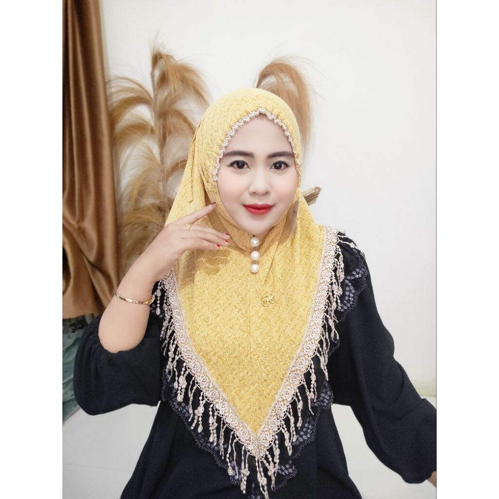 Hijab instan fo Gauri kerut dahi