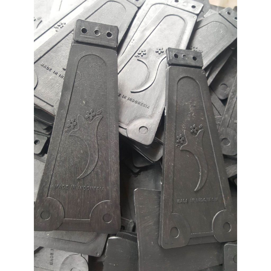 stand pigura//kaki pigura//penyangga mdf(isi100pc)