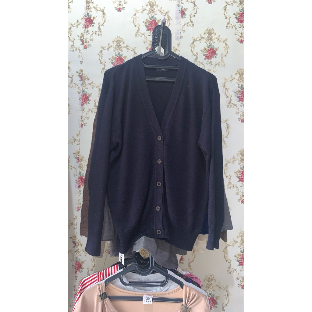 cardigan v neck