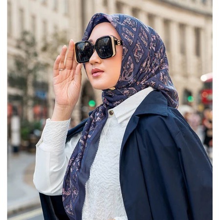 Button Autograph Series Hijab Segiempat Voal Premium Dengan Pin Logo B Jilbab Nyaman Tidak Licin