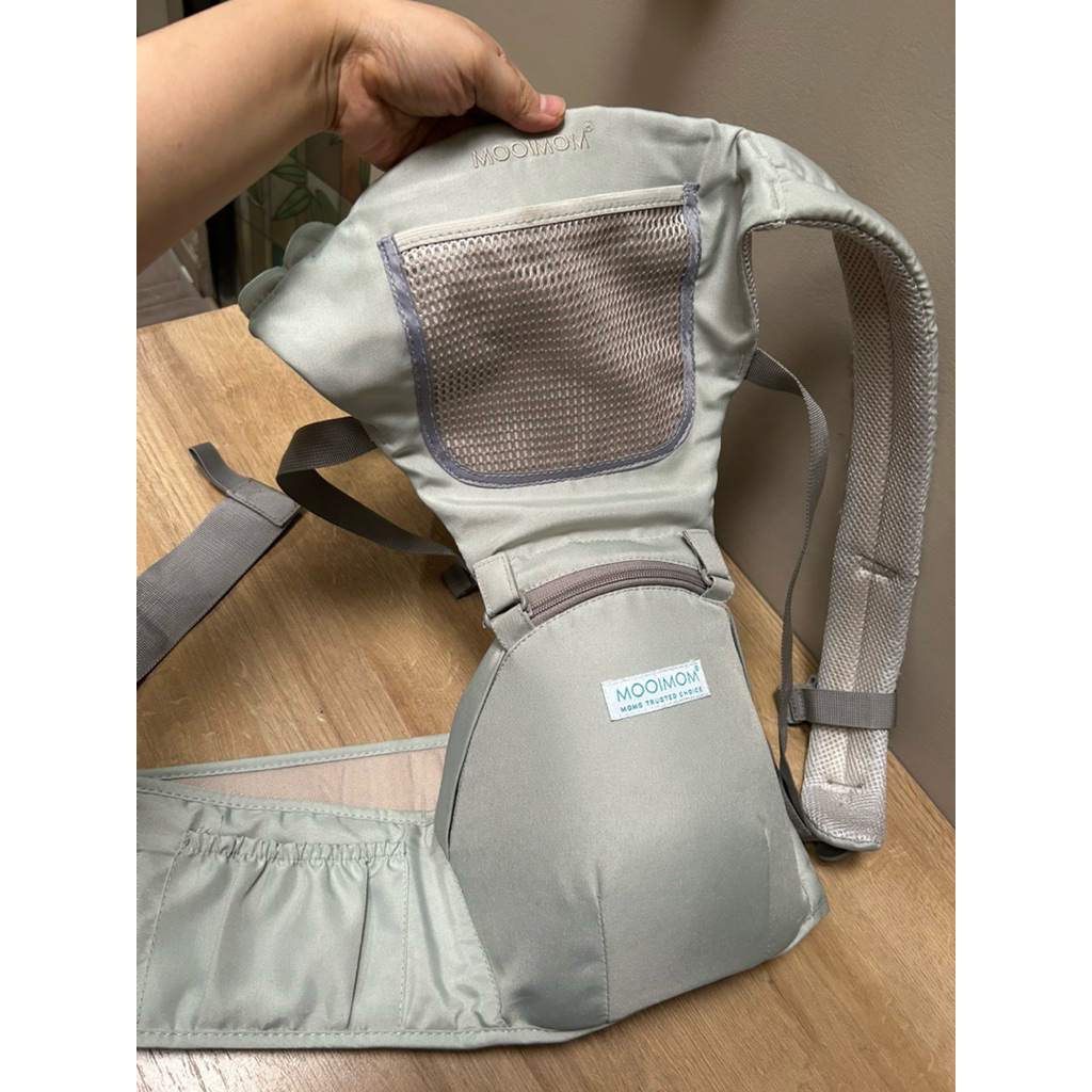 preloved gendongan bayi mooimom/hipseat mooimomS