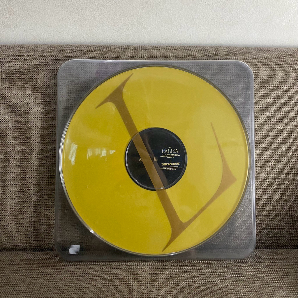 LISA LALISA GOLD VINYL LP (SPECIAL LIMITED EDITION) - YG SELECT