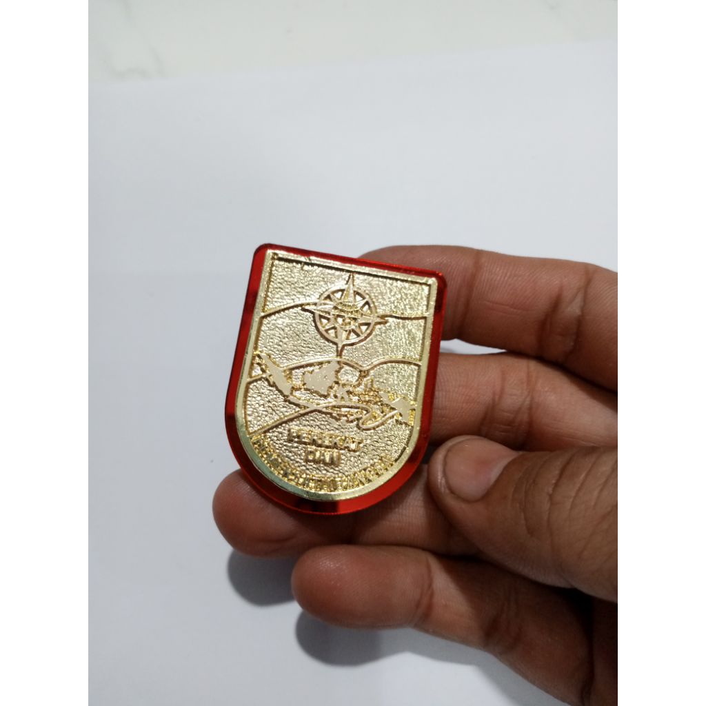 pin perekat tni / polri / pns / lapas