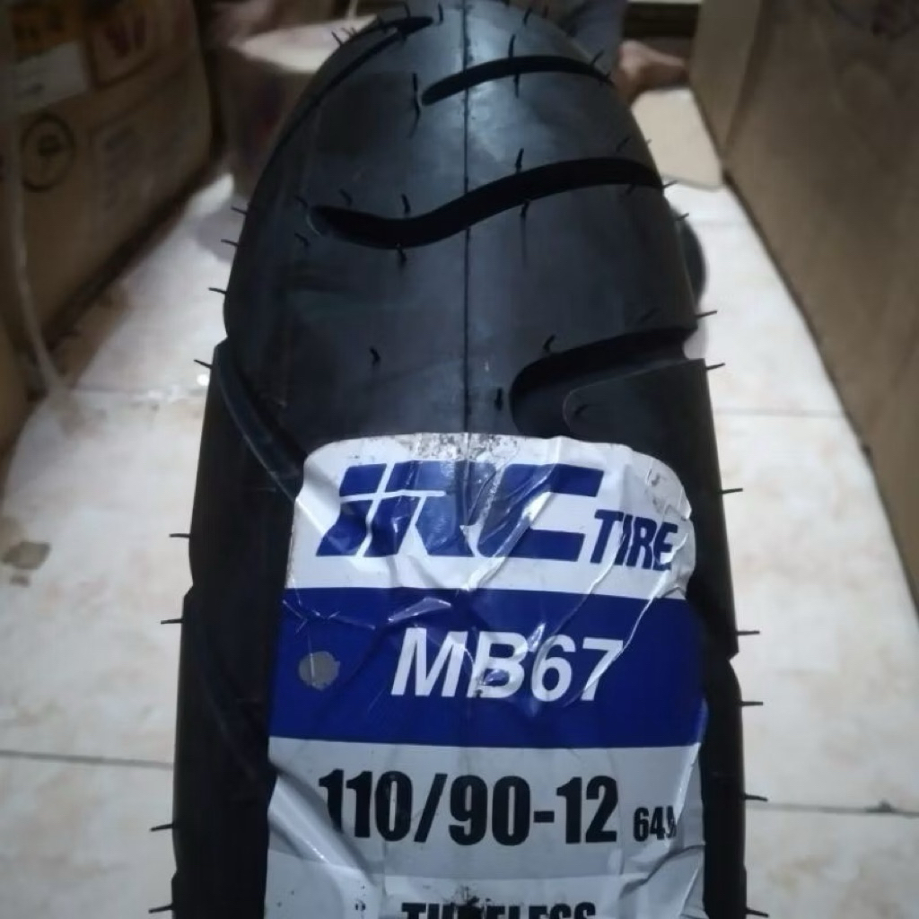 IRC Ban luar motor scoopy belakang uk 110/90-12 merk IRC MB67
