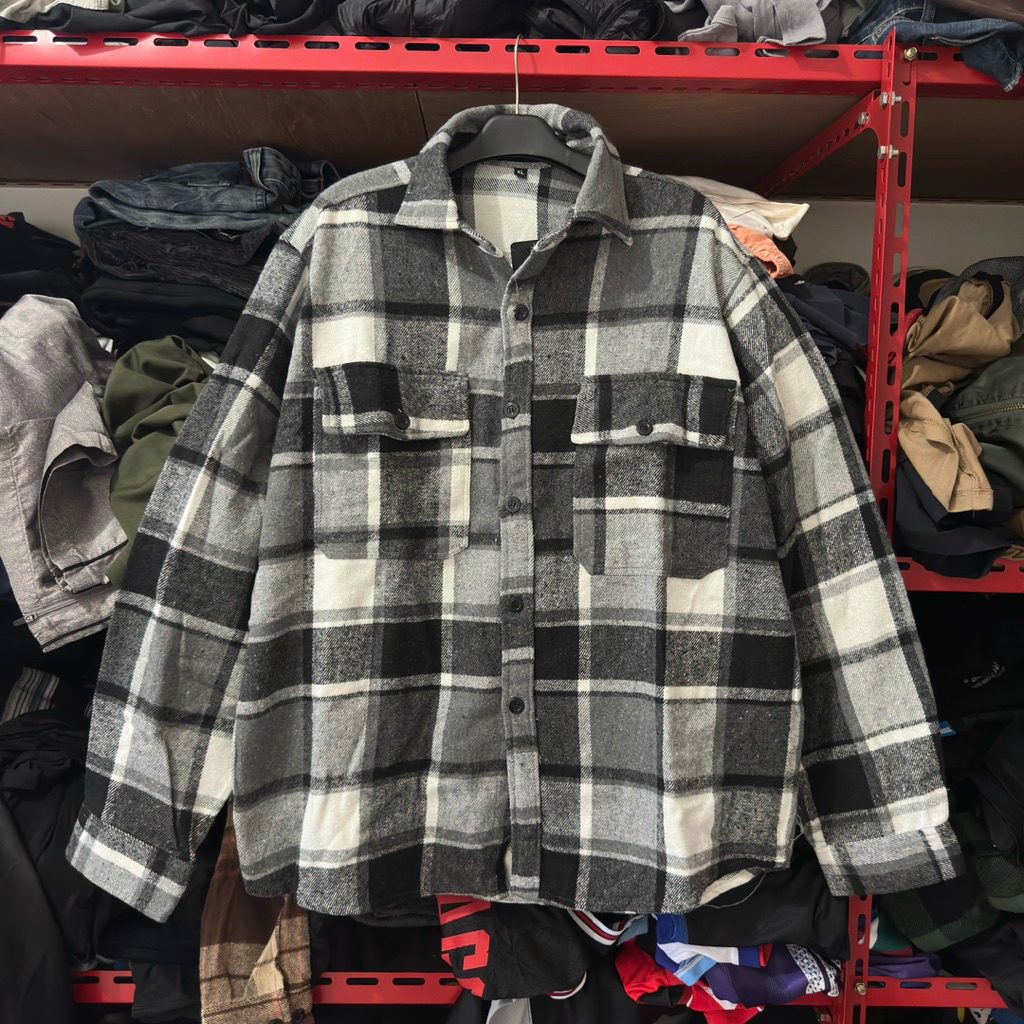 Overshirt Flannel shirt kotak kotak kemeja semi outer veterano like hnm & uniqlo like new rare item