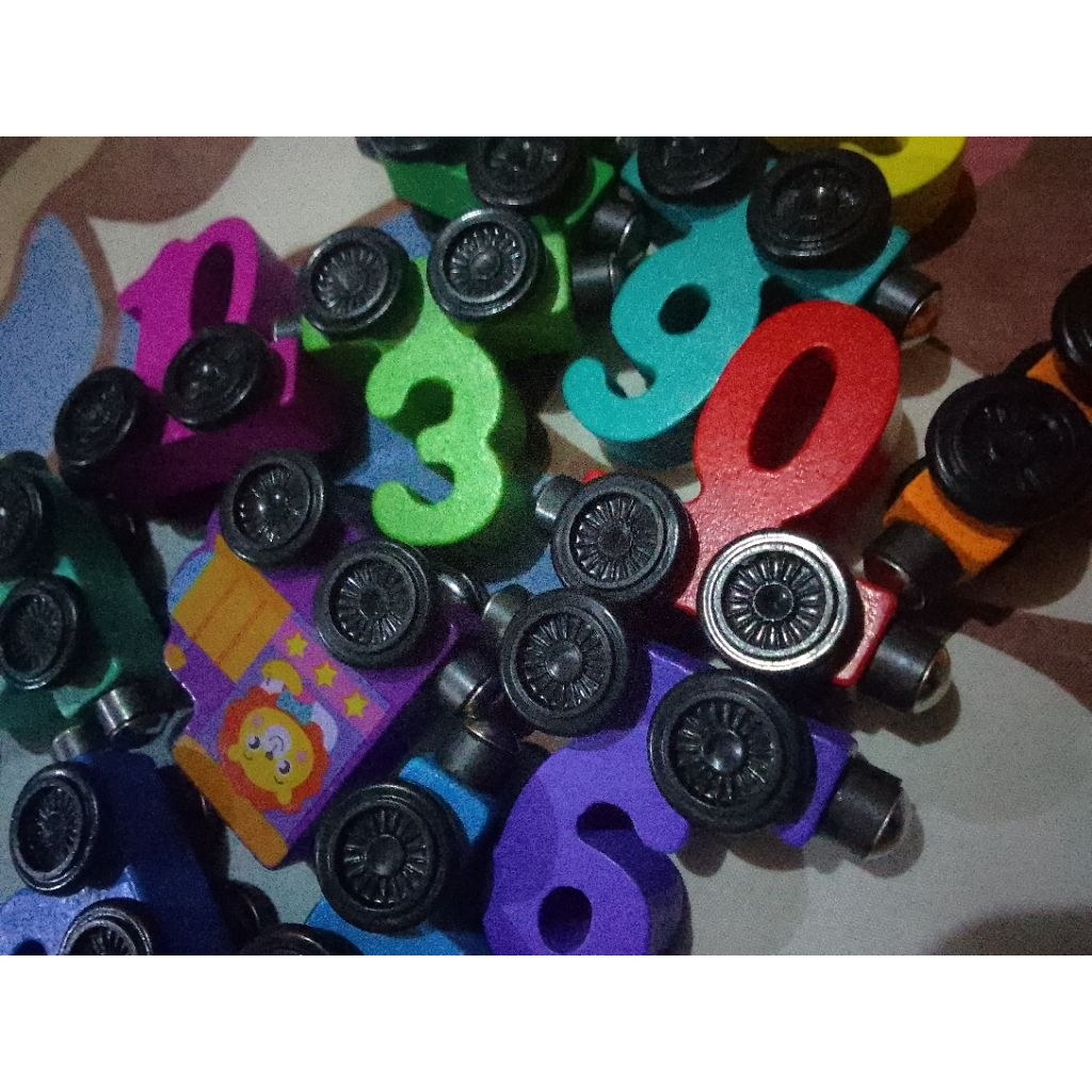 mainan edukasi magnet kereta angka 1-10