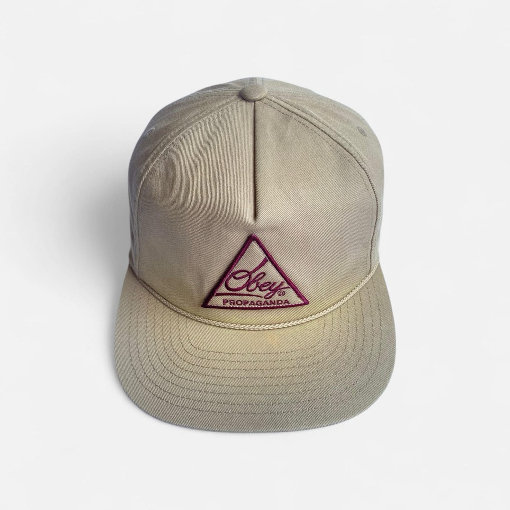 Topi obey propaganda triangle