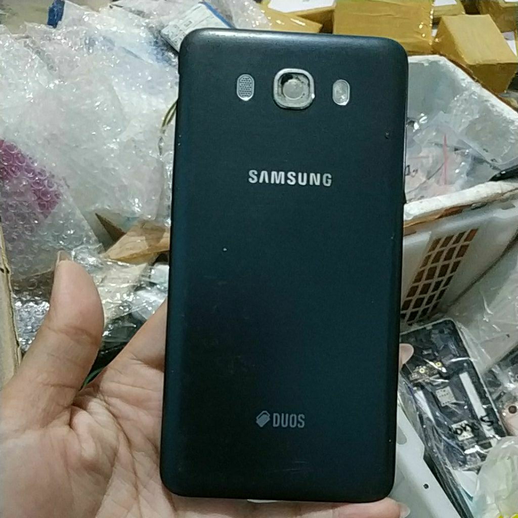 Backdoor Bekas Samsung J7 2016 j710gn tidak ada kaca kamera