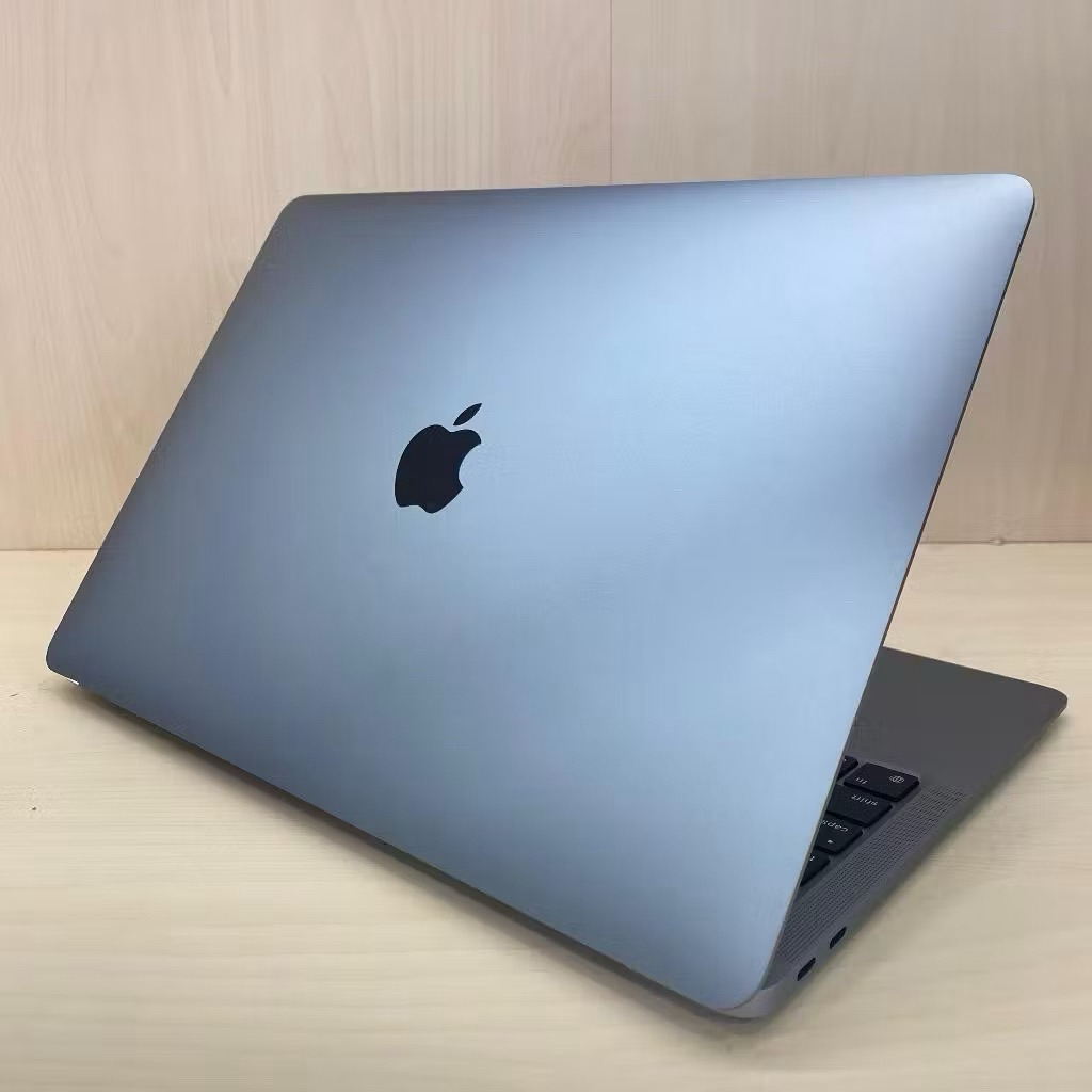 MacBook second
