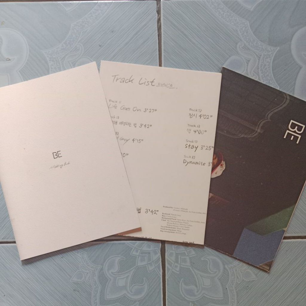 Poster, track lagu(lirik lagu), Making book BTS BE