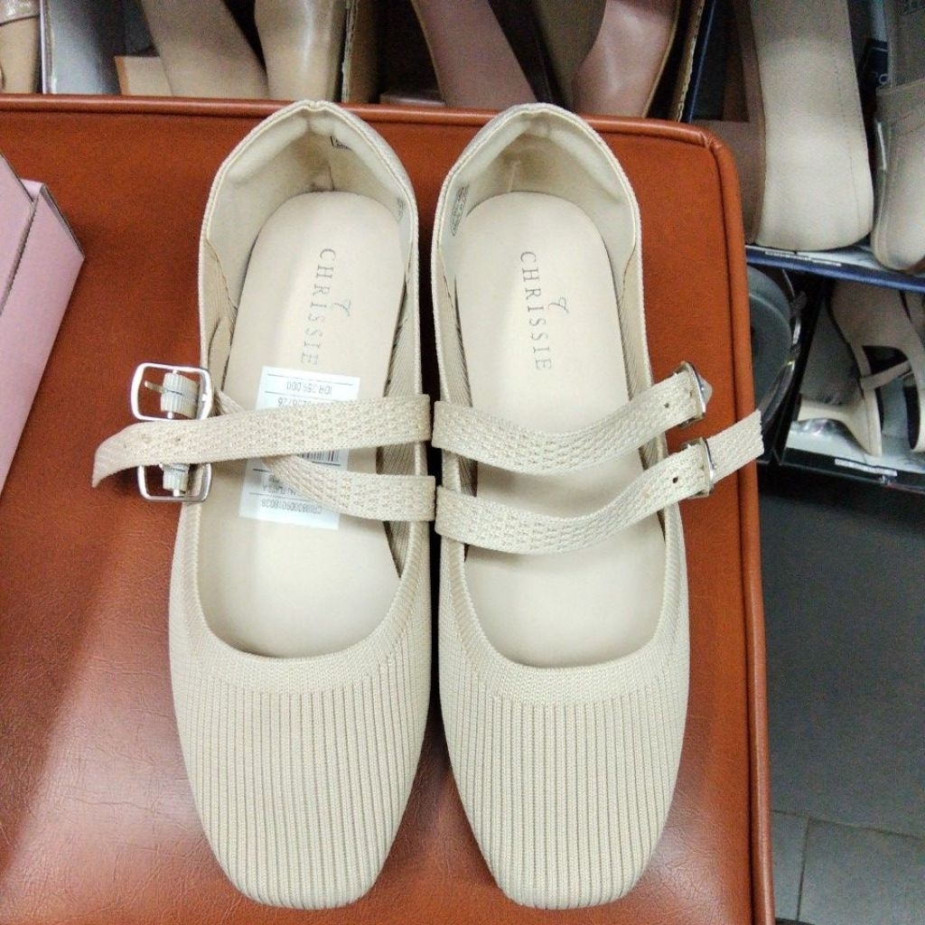 Flat shoes Chrissie Azuri