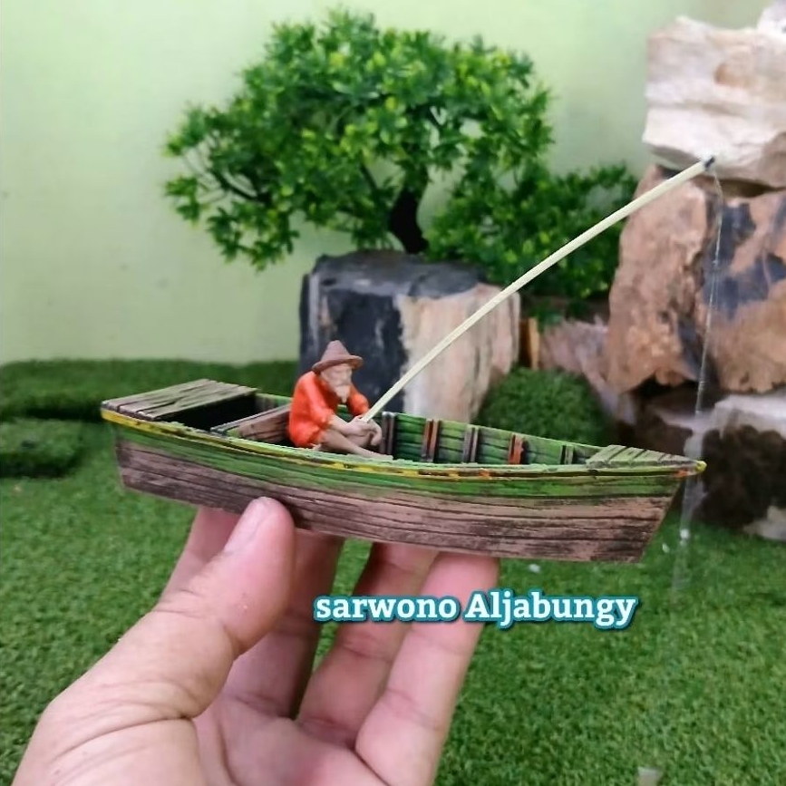 Miniatur sampan kapal nelayan untuk aquascape/aquarium/paludarium bahan pvc