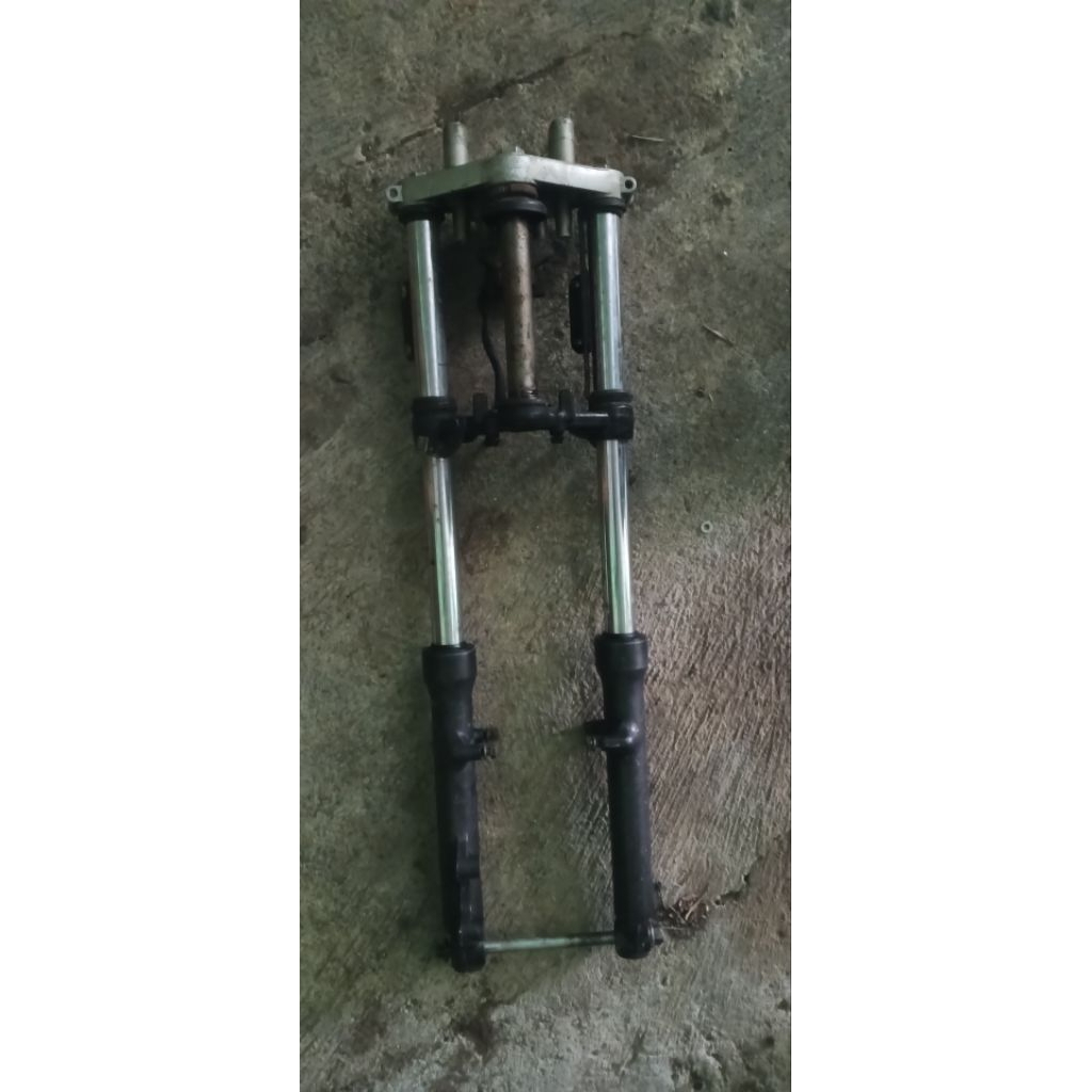 shock depan ori thunder 125