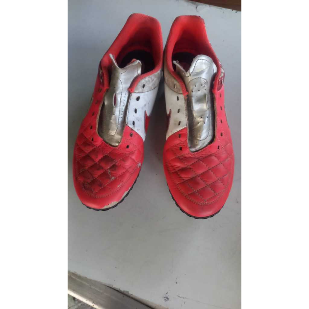 sepatu bola size 40 second