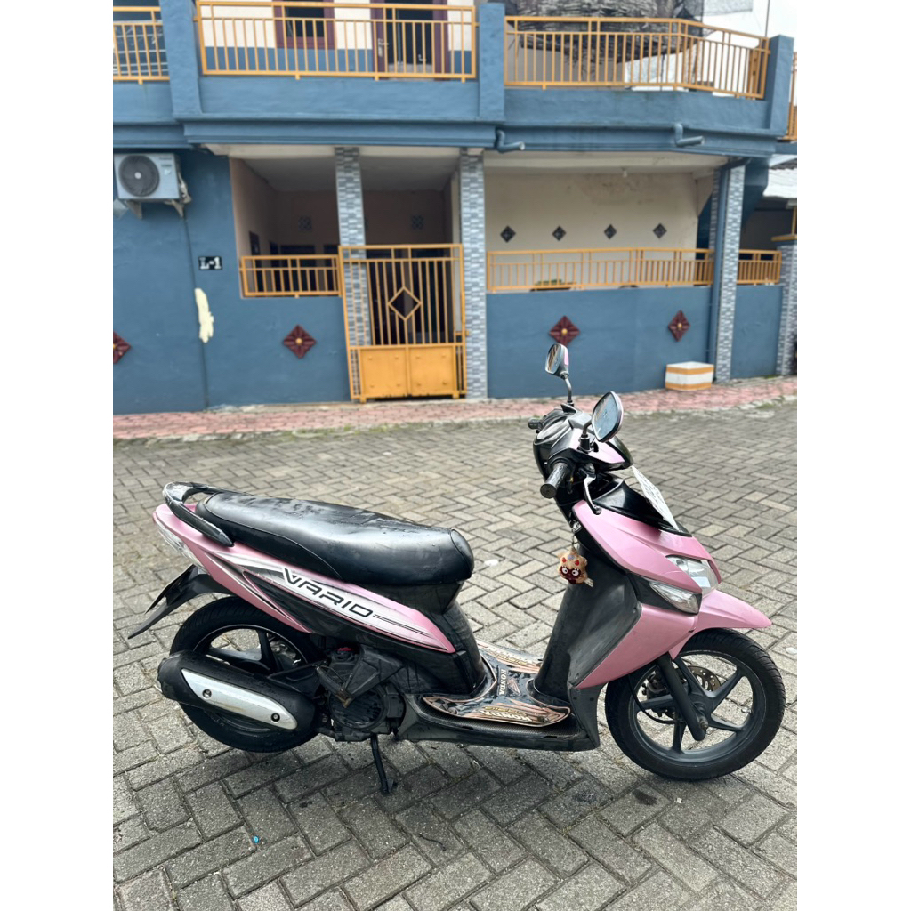Motor Honda Vario Old 2008 Lengkap STNK BPKB On