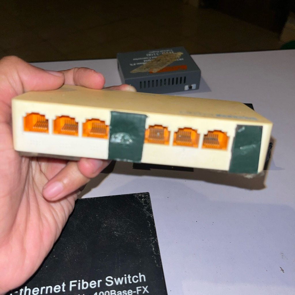 Jual Apa Adanya - Switch TOTOLINK S808 8 port 10/100 Mbps RUSAK