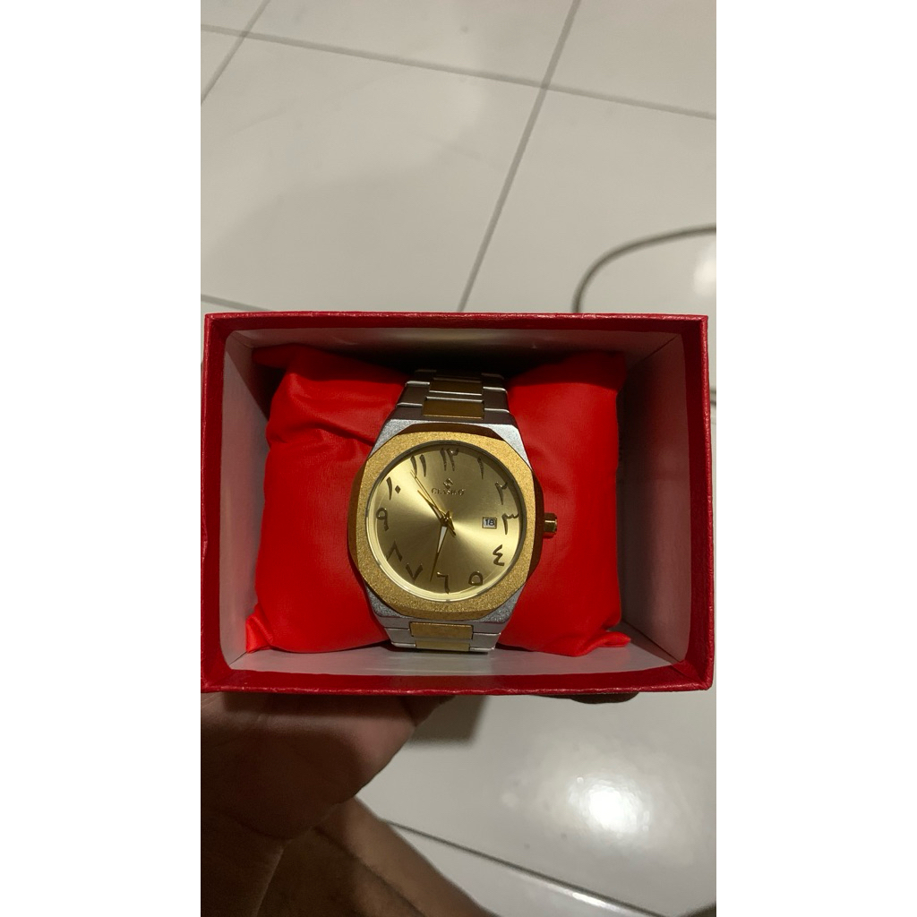 Jam tangan Clasico