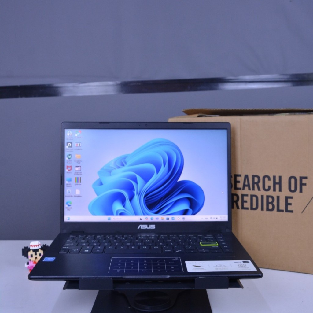 ASUS VivoBook E40MA Intel Celeron N4020 Laptop Ringkas & Hemat untuk Sekolah, Kerja Ringan & Browsin