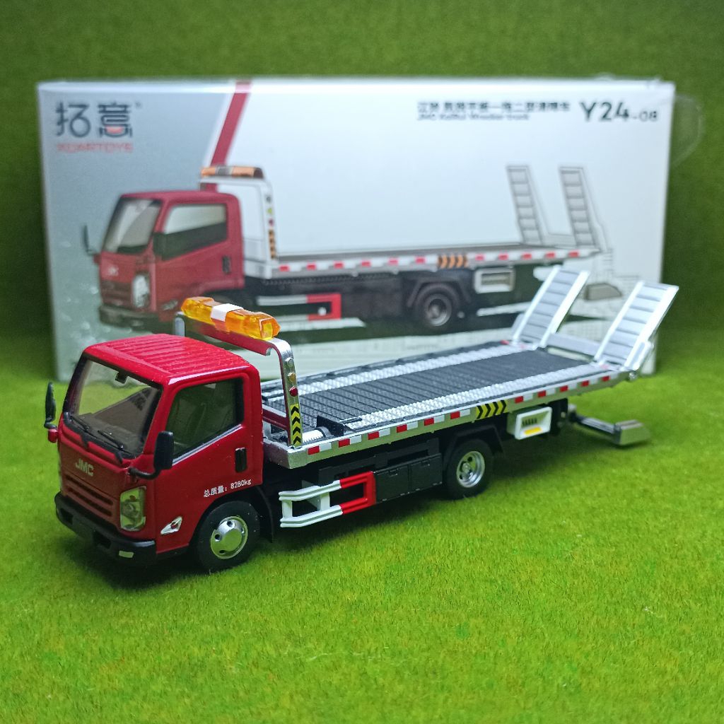 Xcartoys 1:64 JMC kairui Wrecker Truck Merah Truck Towing Diecast