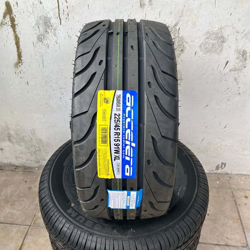 Ban Mobil Semi Slick Tapak Lebar Ring 15 Ukuran 225 45 R15 - 225/45 Ring 15 Accelera 651 Sport