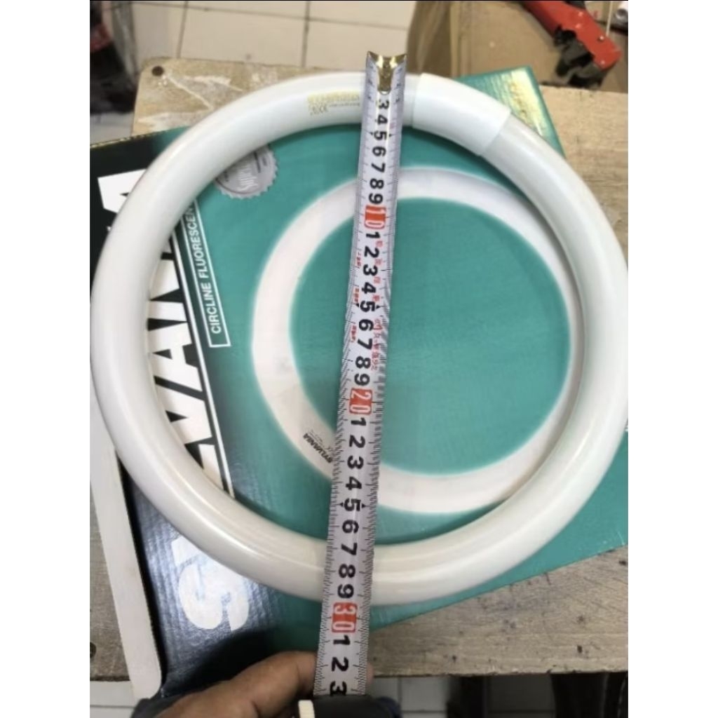 Lampu TL Ring Bulat 32w merk Sylvania