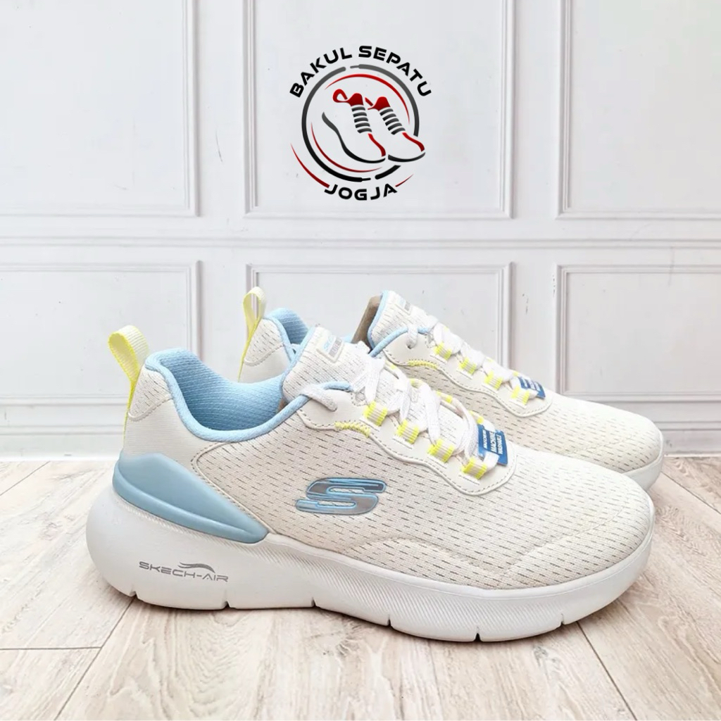 Sepatu Wanita SKETCHERS Skech Air Dynamight (Size 37) Sneakers Casual Sport Sekolah Dewasa