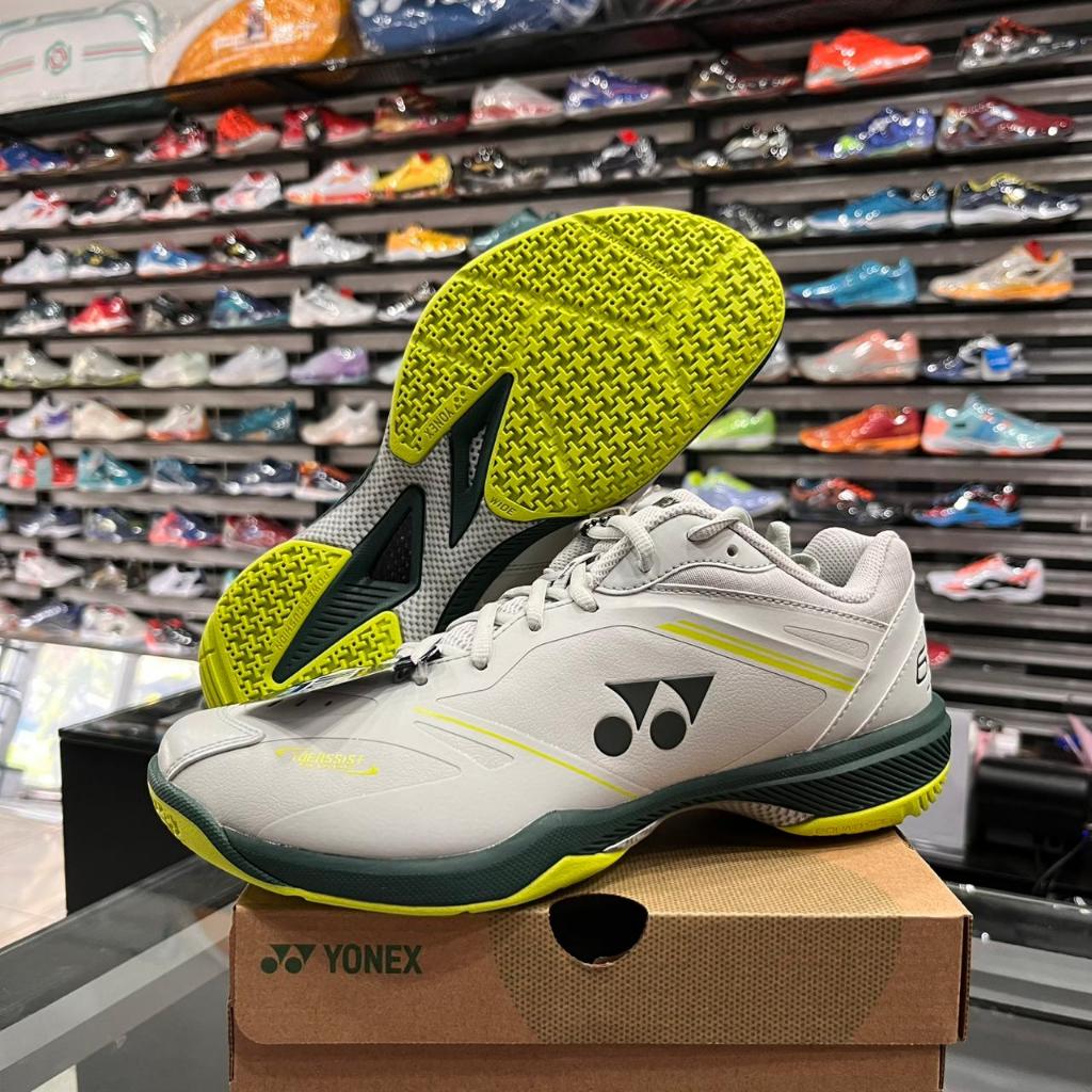 Sepatu Bulutangkis Yonex Power Cushion 65 Z VA Wide