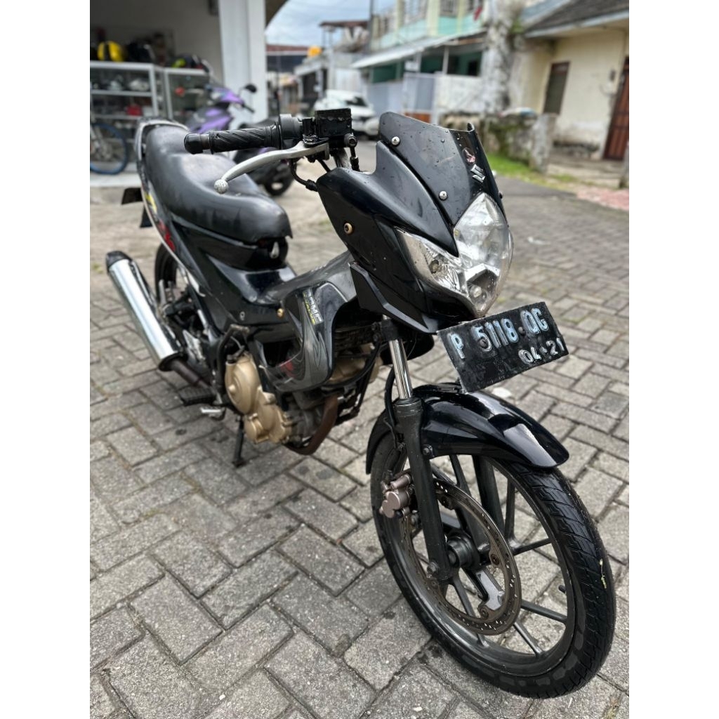 Motor Suzuki Satria Fu 150 Tahun 2011 Lengkap STNK BPKB
