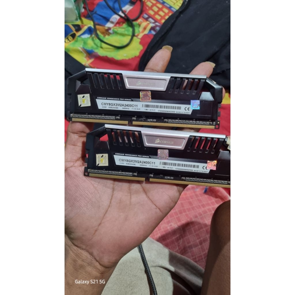 ram 8gb ddr3 corsair 2400mhz 4x2