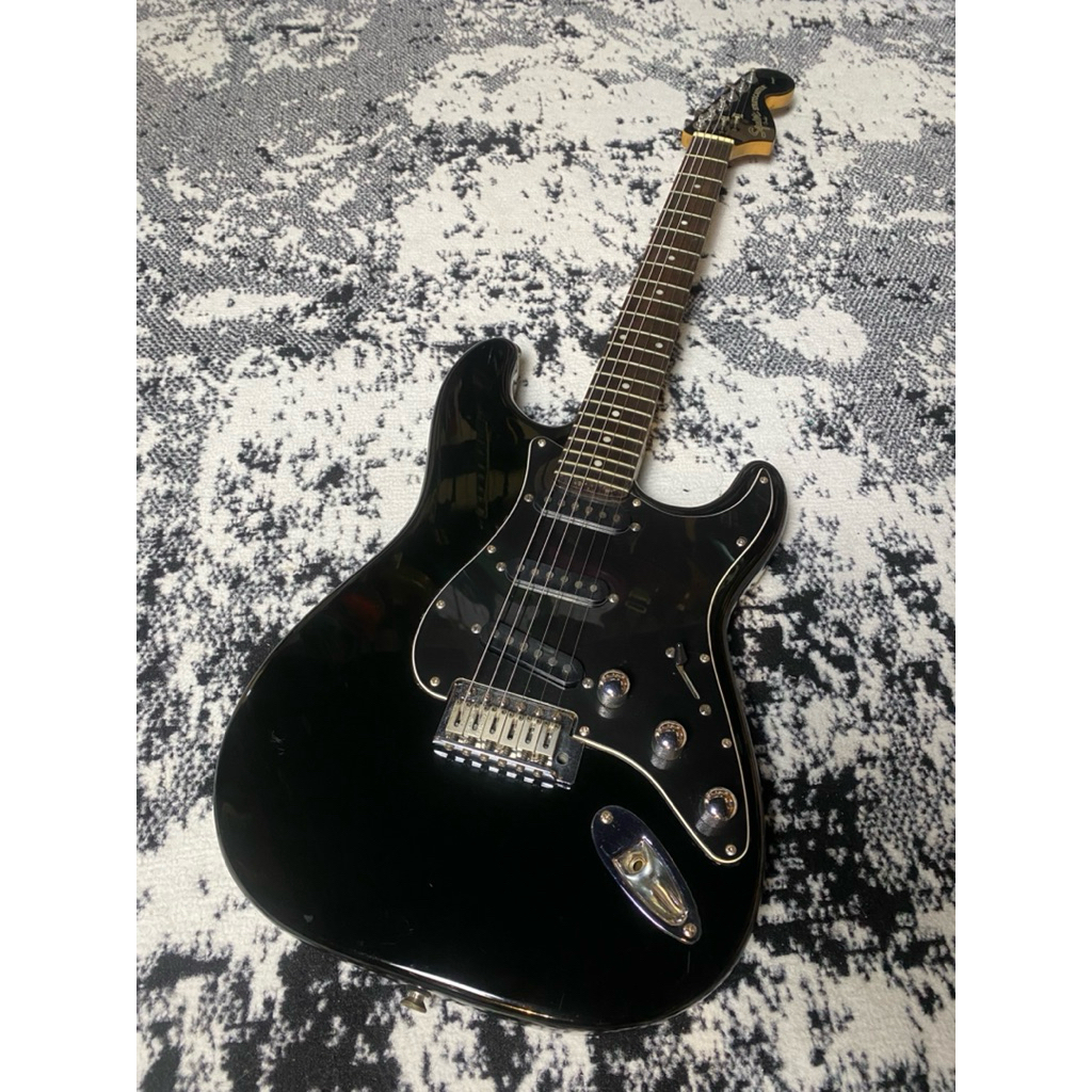 Squier Stratocaster Standard Series Black