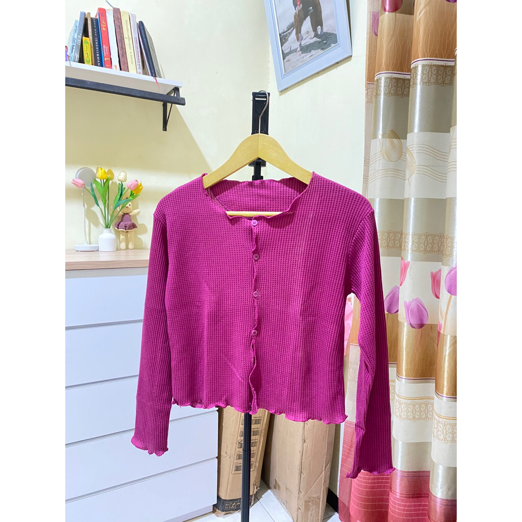 [PRELOVED] Cardigan cewe | cardi wafl | ld 100 cm Pj 50cm - preloved skincare, make up & bodycare Ri