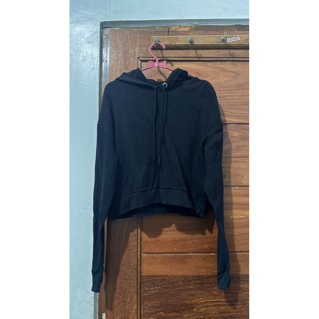 H&M hoodie crop
