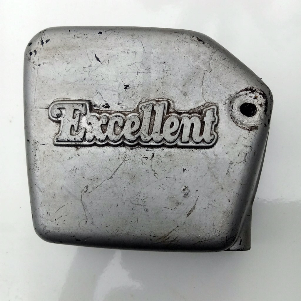 COVER BOX AKI YAMAHA V80