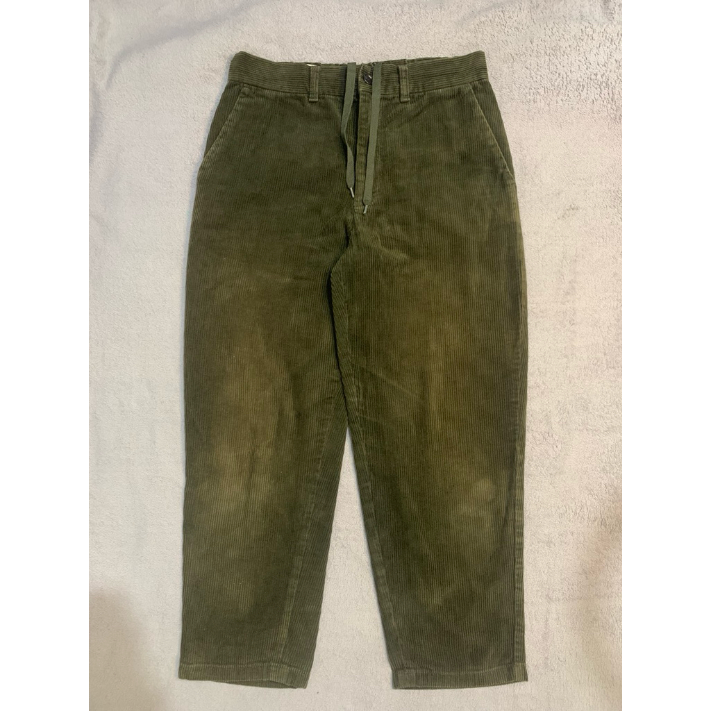 [ Preloved ] Celana Corduroy Uniqlo Hijau - Bekas